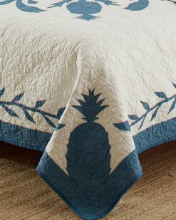 Aloha Pineapple King Quilt
