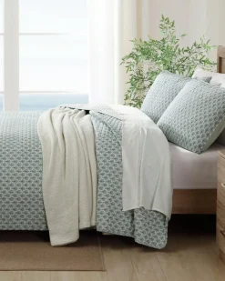 Coastal Batik 3-Piece Full/Queen Quilt Set