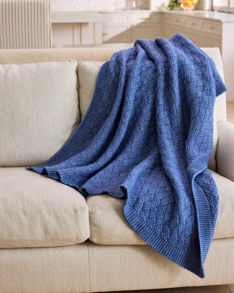 Treillage Blue Knit Throw